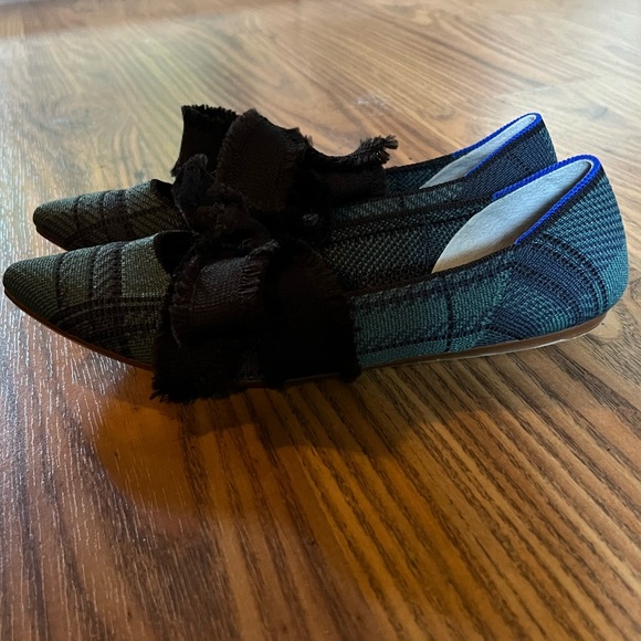 Rothy's Pine Plaid Mary Jane points, size 8 - Picture 4 of 11